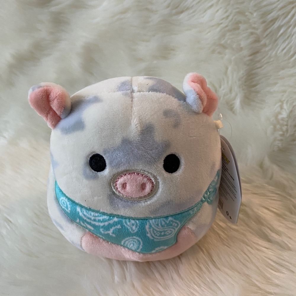 NWT Squishmallow 5" Rosie the Pig with bandana